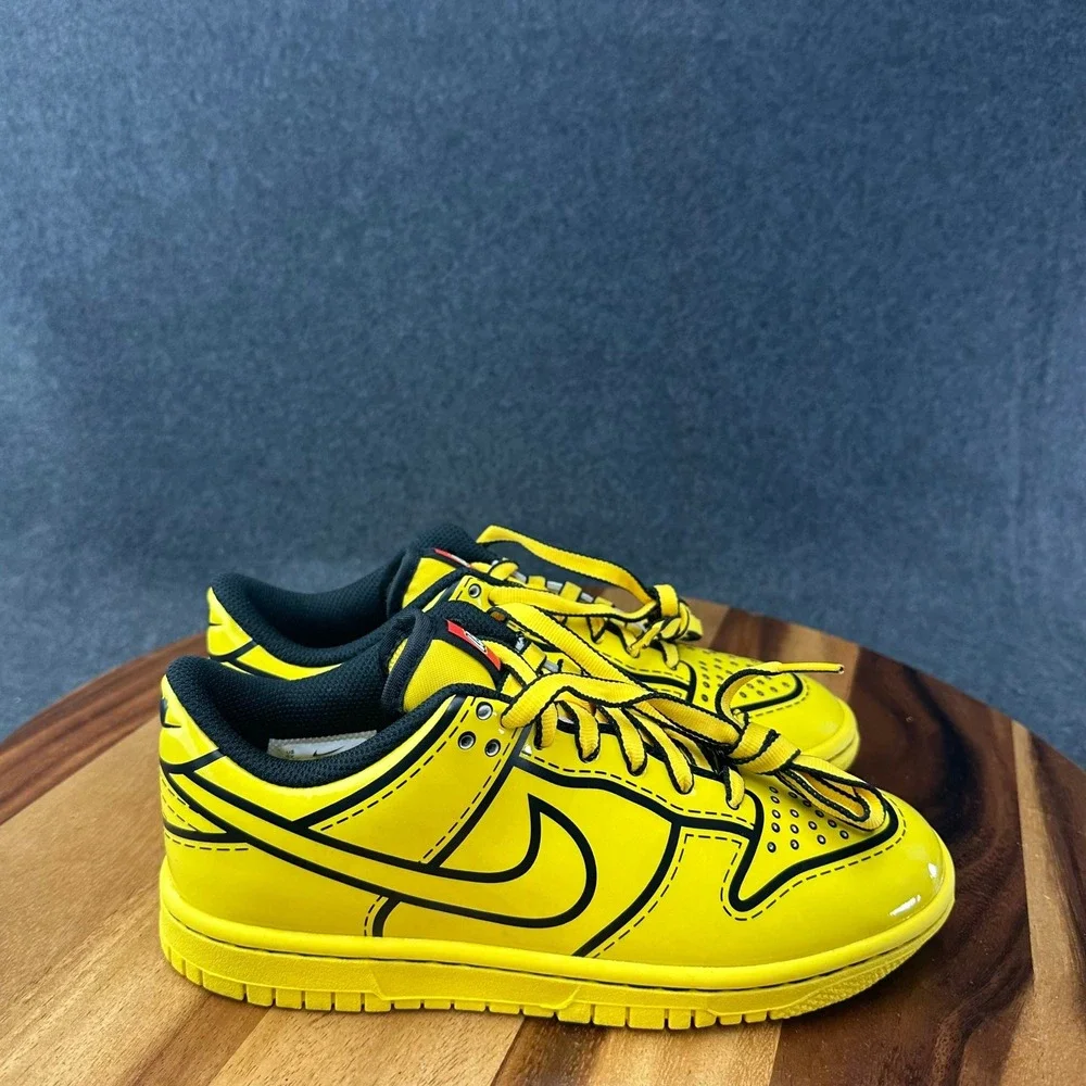 Nike Dunk Low x LEGO 